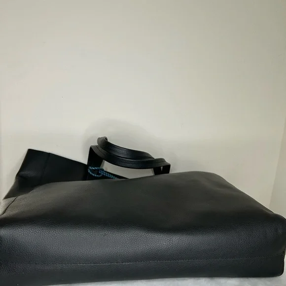 J Crew Pebbled Leather Large Carryall Tote- Black - Picture 4 of 8